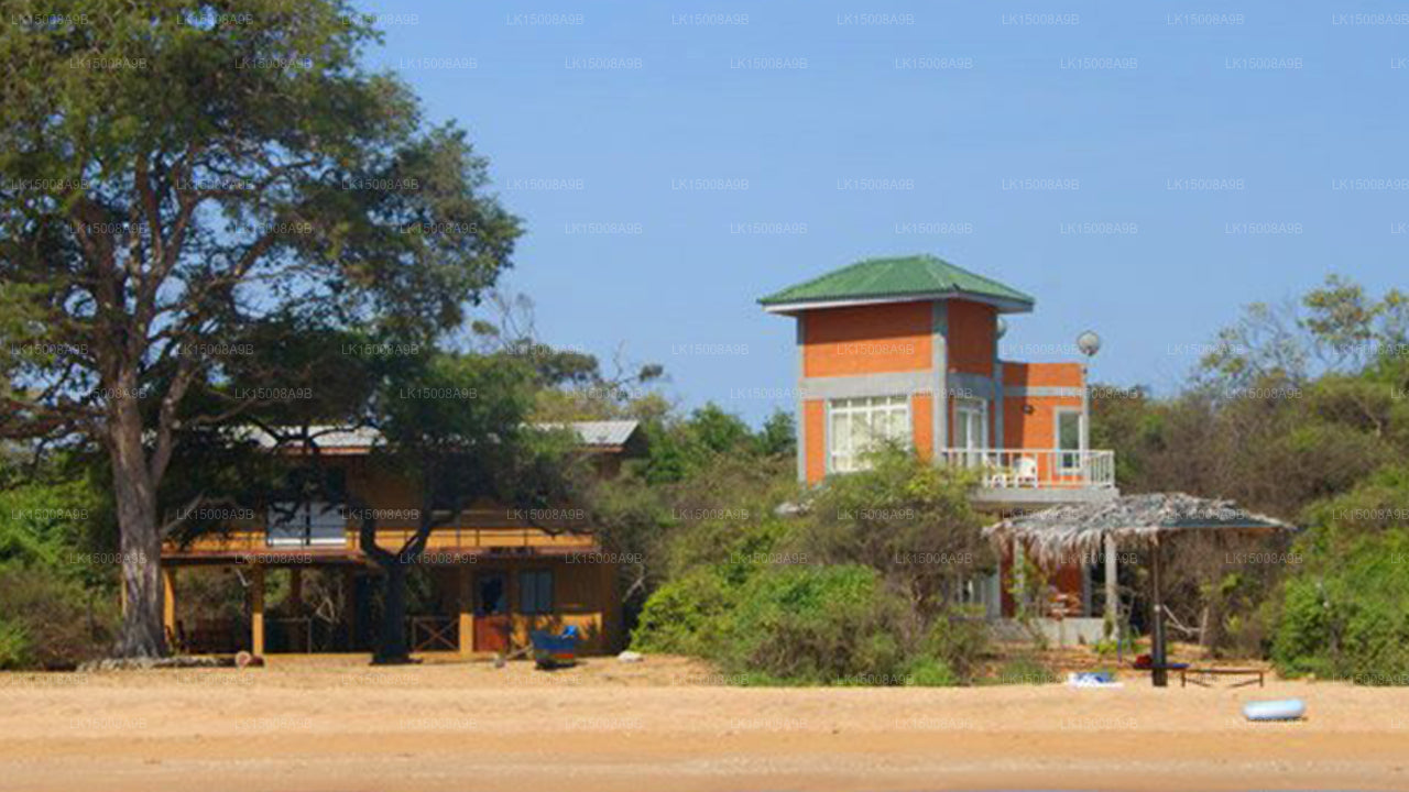 Marble Beach Air Force Resort, Trincomalee