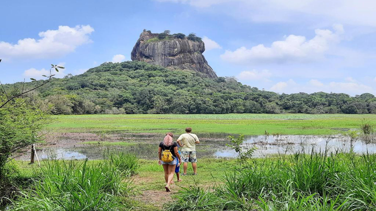 Sigiriya stuga, Sigiriya