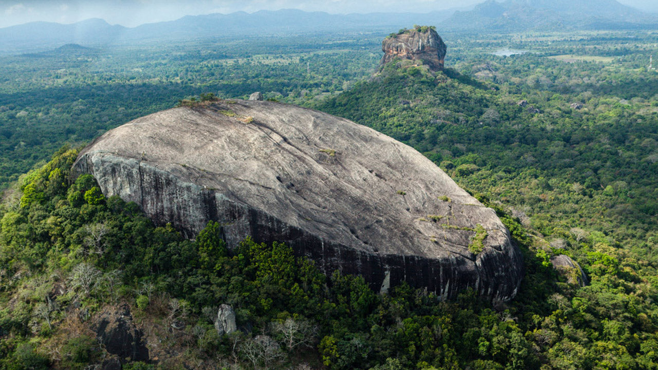 Inträdesbiljetter till Pidurangala Rock Temple