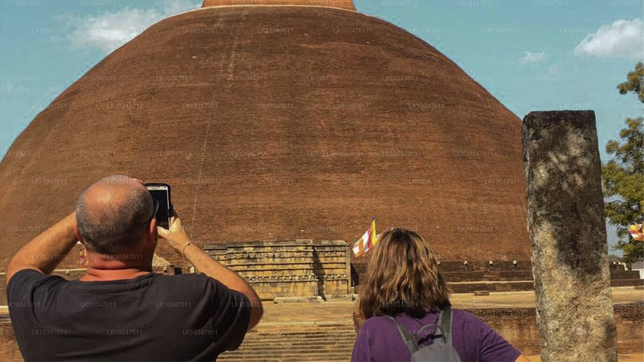 Heliga staden Anuradhapura från Colombo (3 dagar)