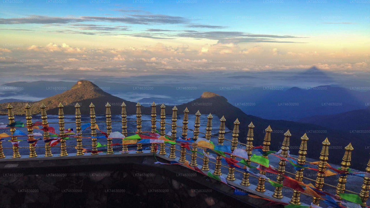 Off-Season Hike to Adam's Peak from Nallathanniya