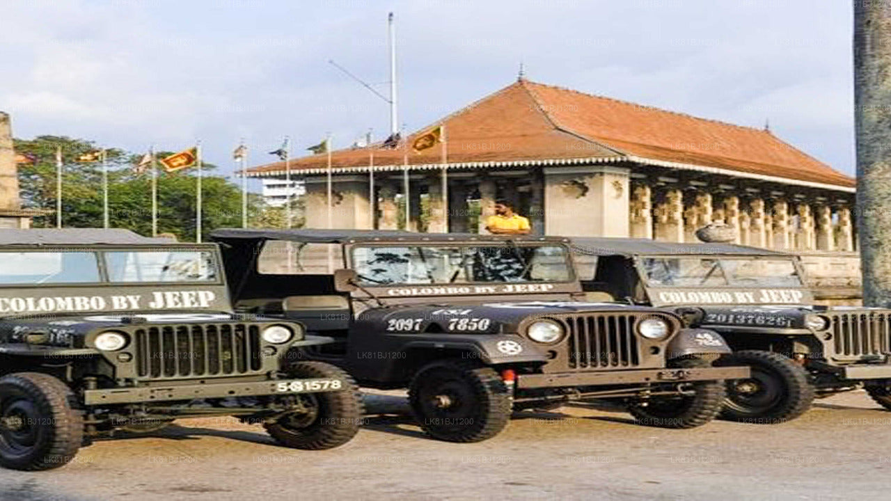 Colombo City Tour med Land Rover Series 1 Jeep från Colombo hamn
