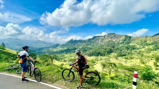 Nuwara Eliya Highlands cykeltur från Kandy